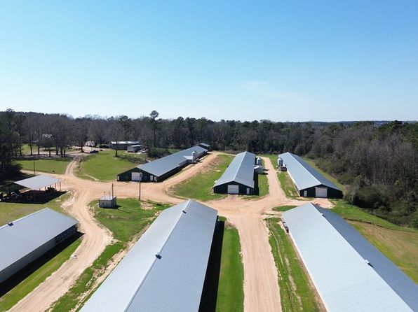 31 Rivers Ln, Ellisville, MS 39437
