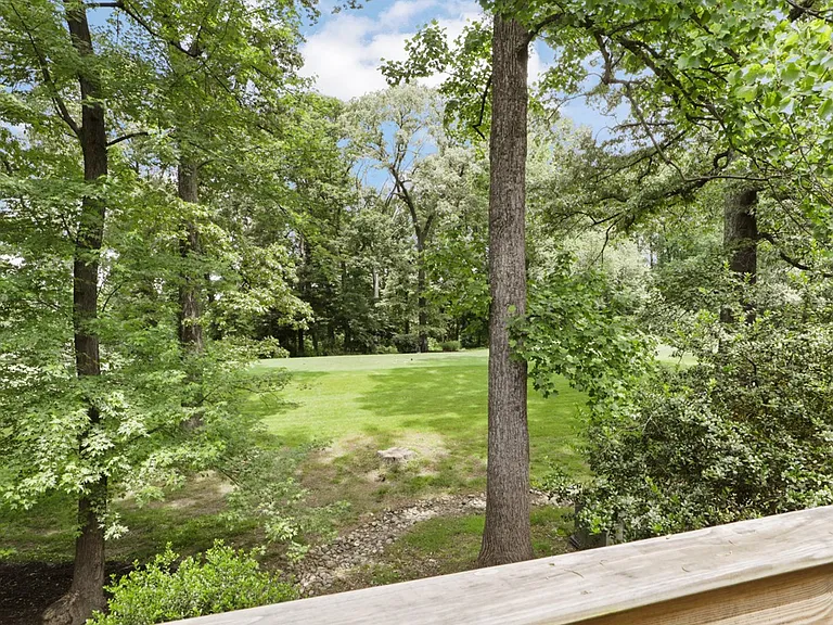 11620 Newbridge Ct — Photo 2