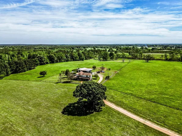 1014 County Road 1825, Crockett, TX 75835