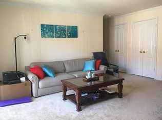 6176 Edsall Rd APT 77, Alexandria, VA 22304