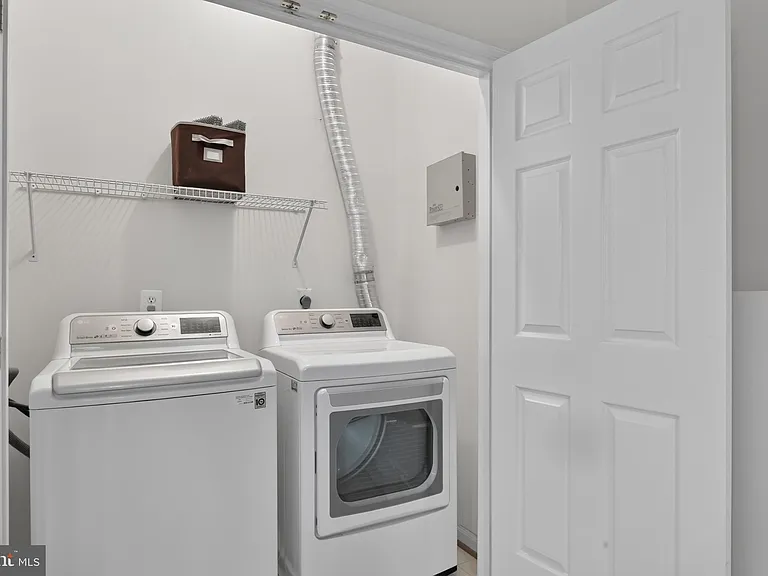 5166 Ballycastle Cir — Photo 44