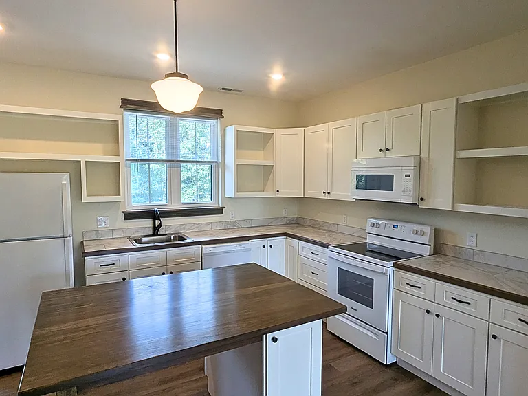 3489 S Constance Ave — Photo 9