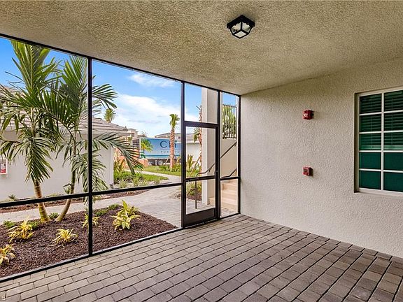 4th image of 43011 Greenway Blvd #1214