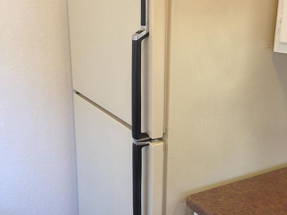 refrigerator included