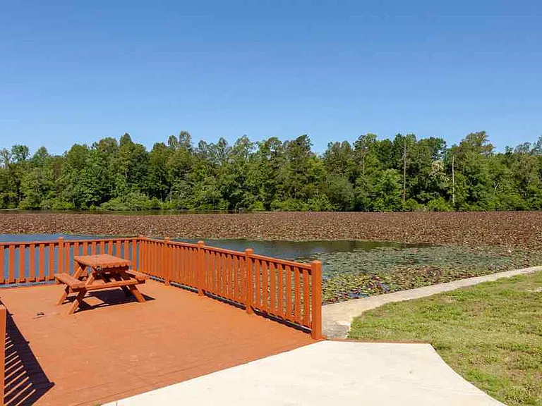 Woodlake (NC) — Photo 2