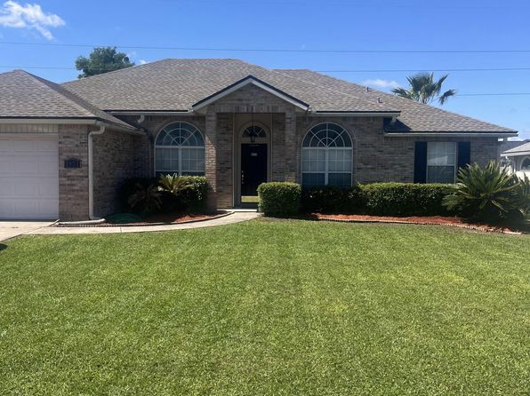 1971 Belhaven Dr