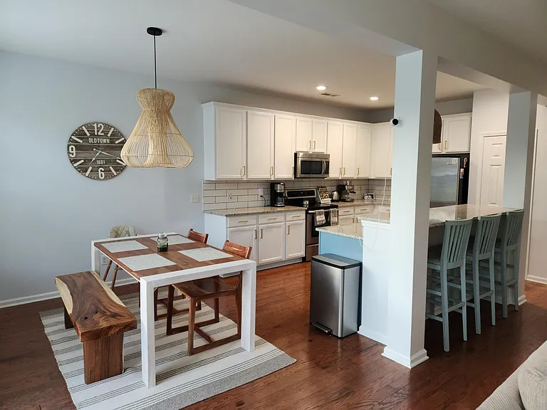 1216 Circle Oaks Dr — Photo 5