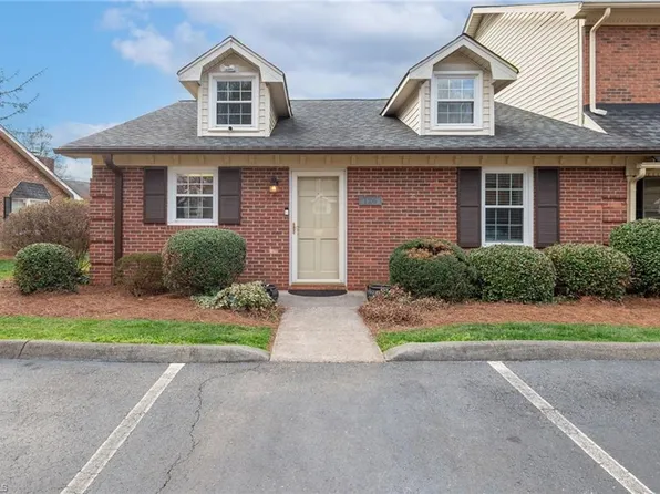 126 Chrisfield Cir, Winston Salem, NC 27104