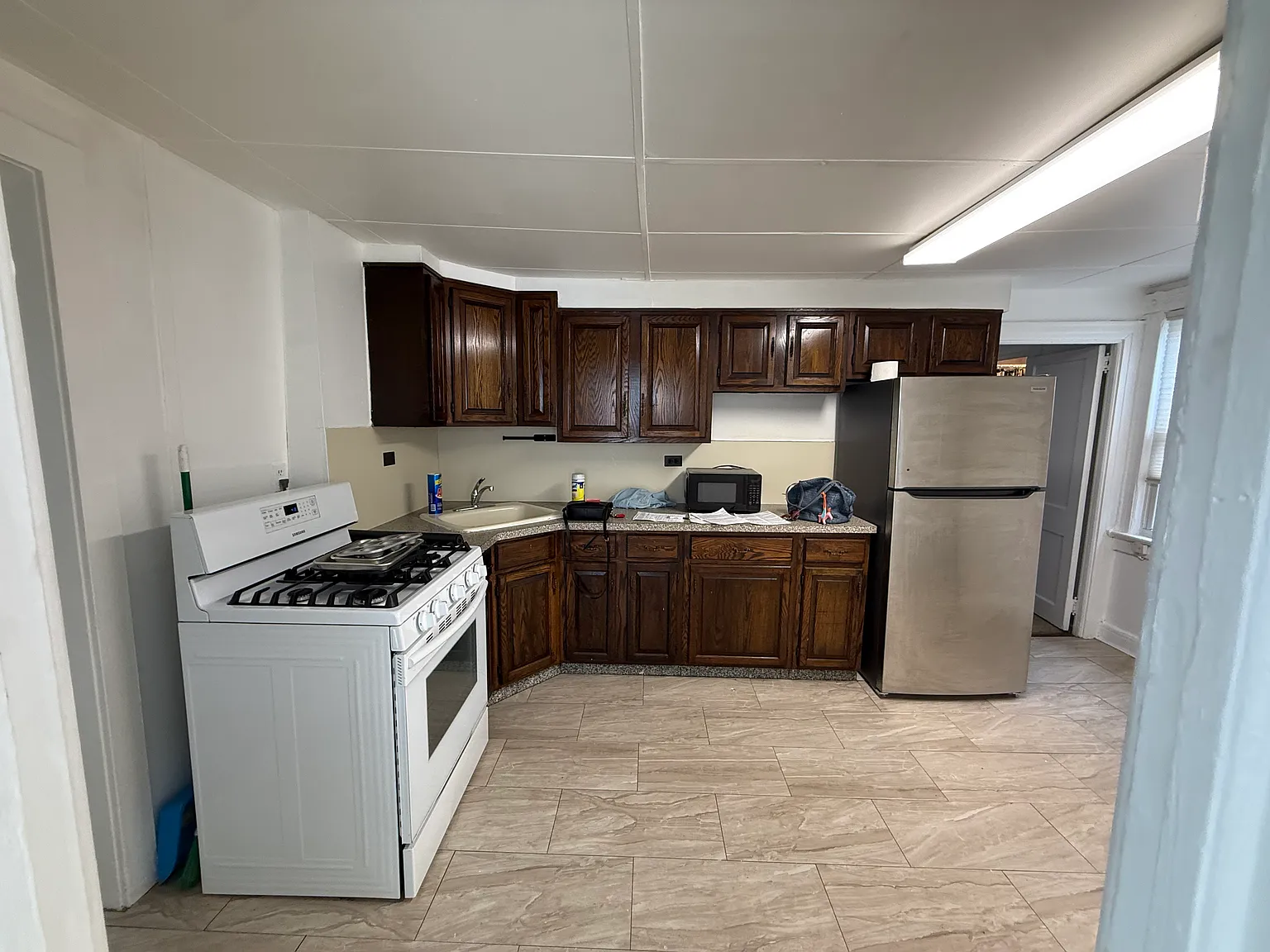 1 bed, $2,000 — Photo 3