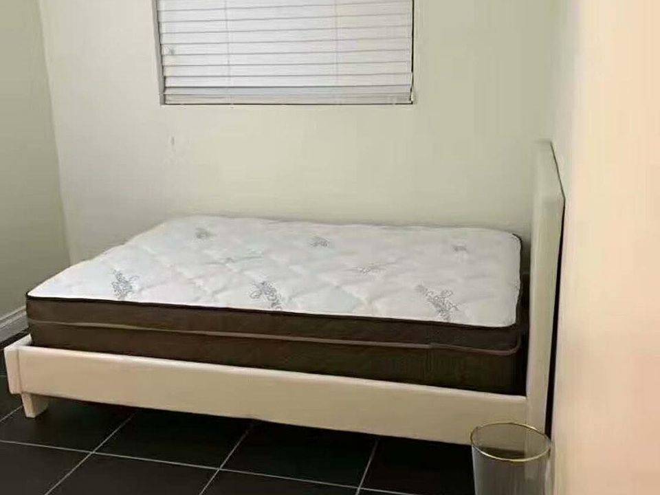 1st image of 16335 E Edna Pl