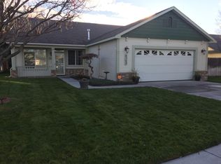8703 W Imnaha Ave, Kennewick, WA 99336
