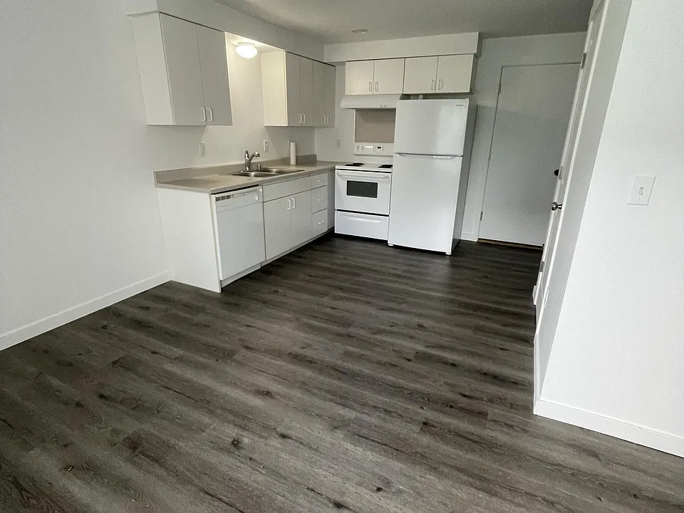 2614 O St #5