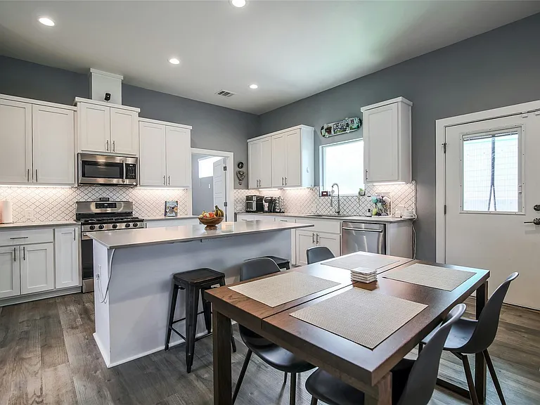 7607 Providence Ave #A — Photo 3