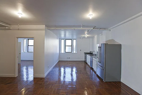 Rented by Voro NYC | media 31