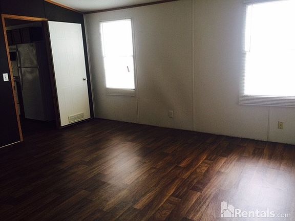 5th image of 7601 Twin Parks Dr