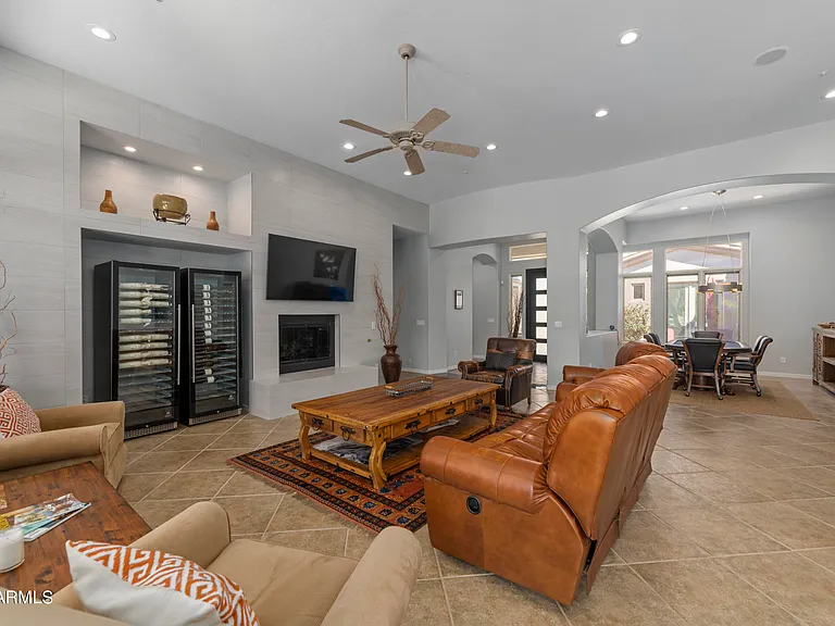 12748 N 145th Way — Photo 13