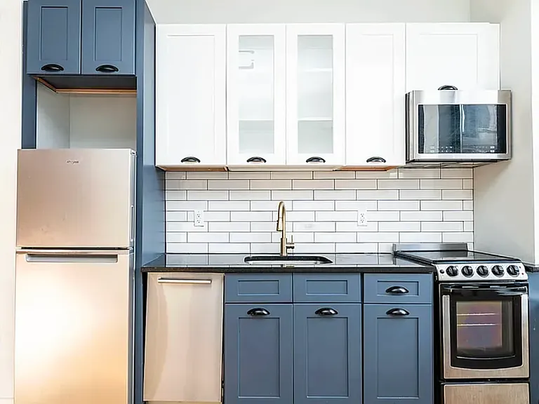 57 Grove St #4C — Photo 1