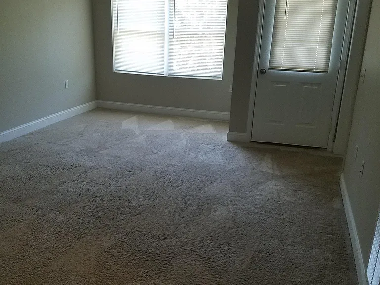 28 Lake St #211 — Photo 2
