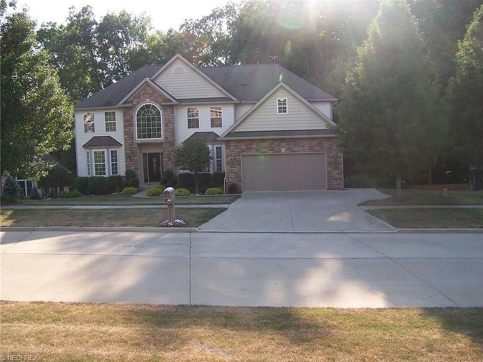 1st image of 1085 Wildwood Dr