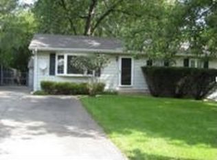 18650 W Old Plank Rd, Grayslake, IL 60030