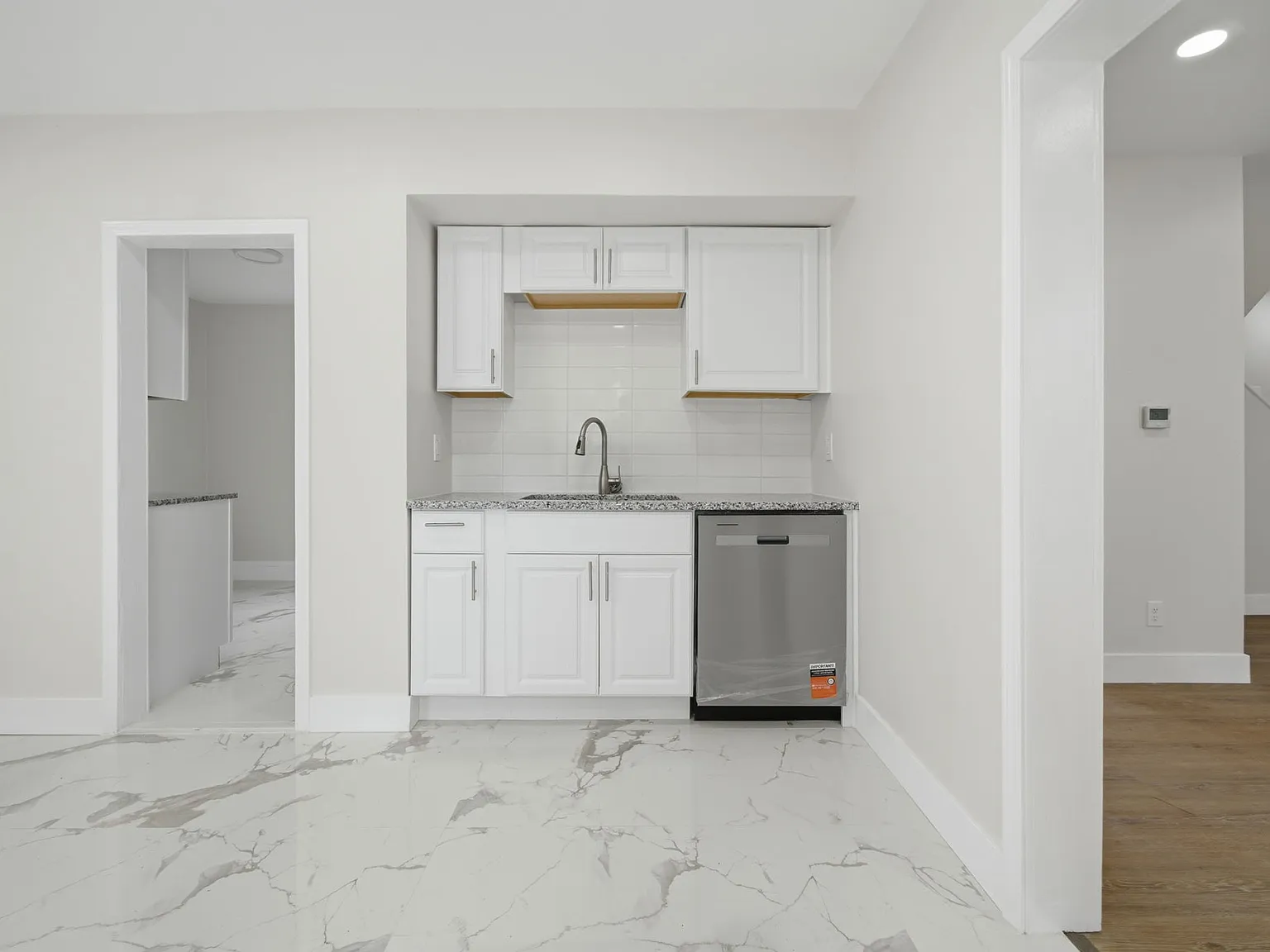 4 bed, 1600 sqft, $1,850 — Photo 4