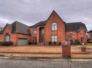 7571 Fairway Forest Dr W, Cordova, TN 38016