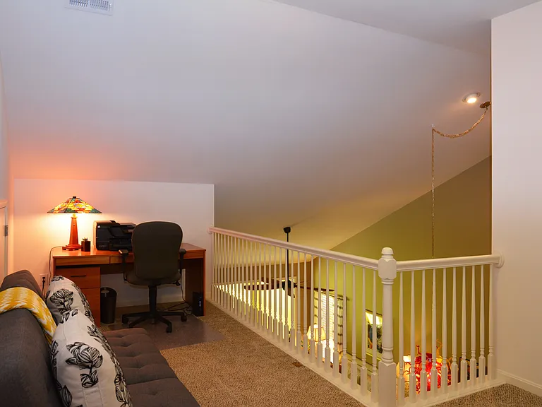 37530 Worcester Dr — Photo 28