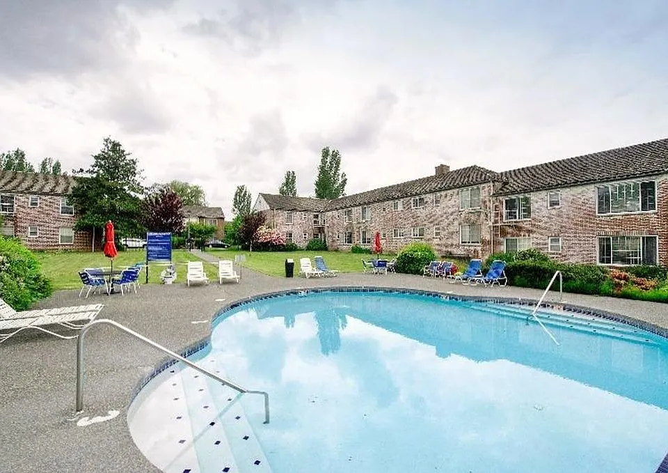 Pool On Lake Washington