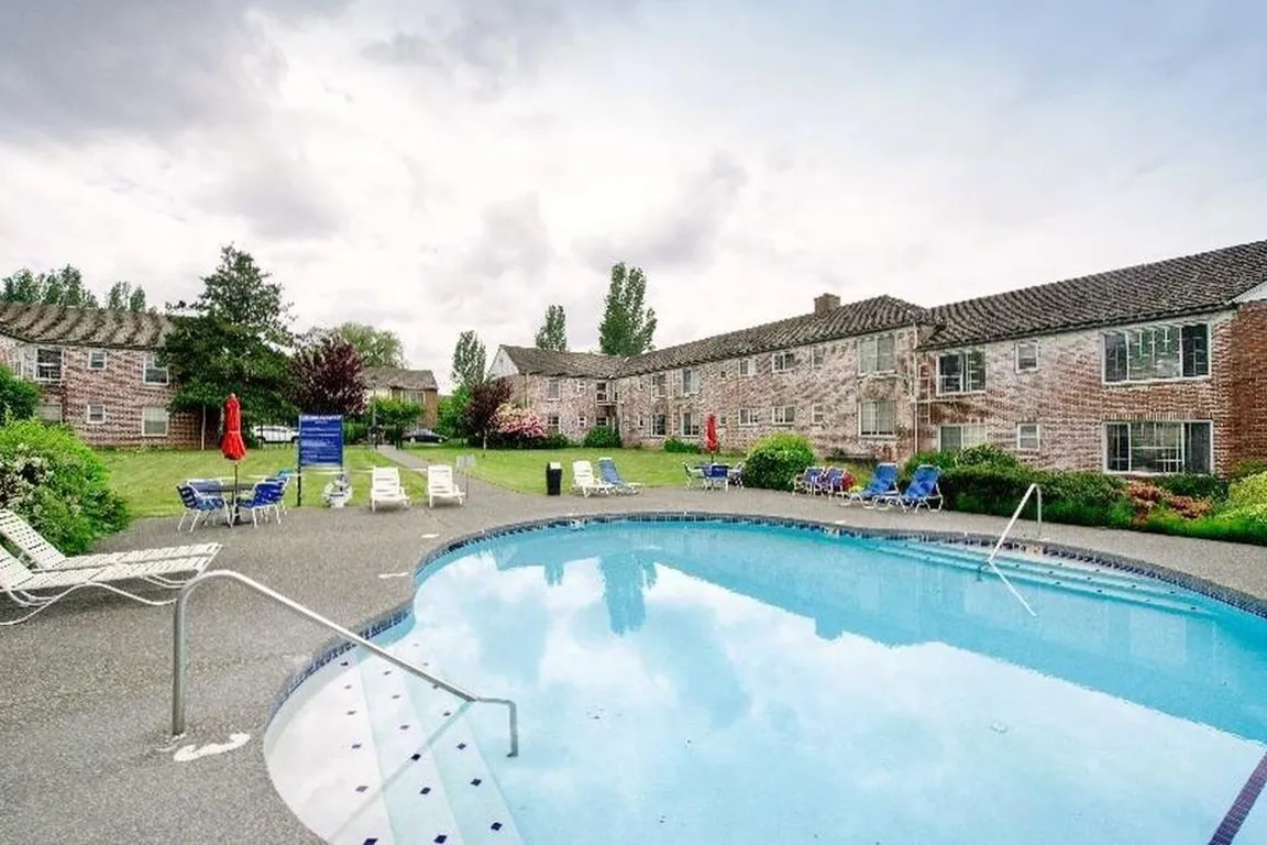 Pool On Lake Washington