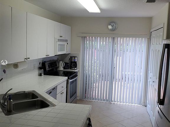 4th image of 5655 NW 109th Ave APT 54