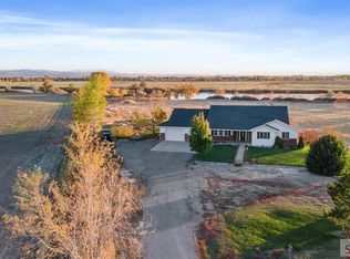 1376 N 695 E, Shelley, ID 83274
