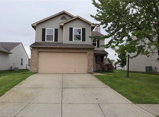 1665 Farm Meadow Dr, Greenwood, IN 46143