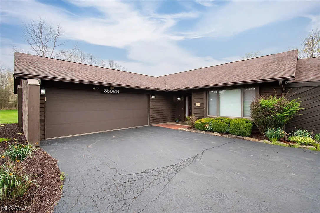 3506 Somerset Dr APT B photo 1