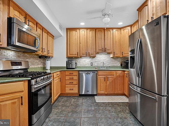 4th image of 6803 Kenfig Dr
