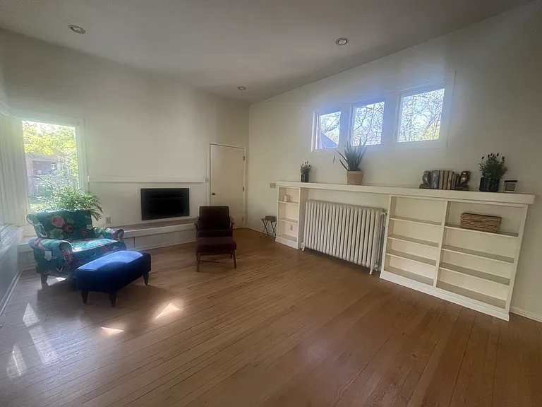 112 Nevada St S — Photo 14