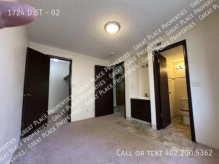 1724 D St #2 — Photo 14