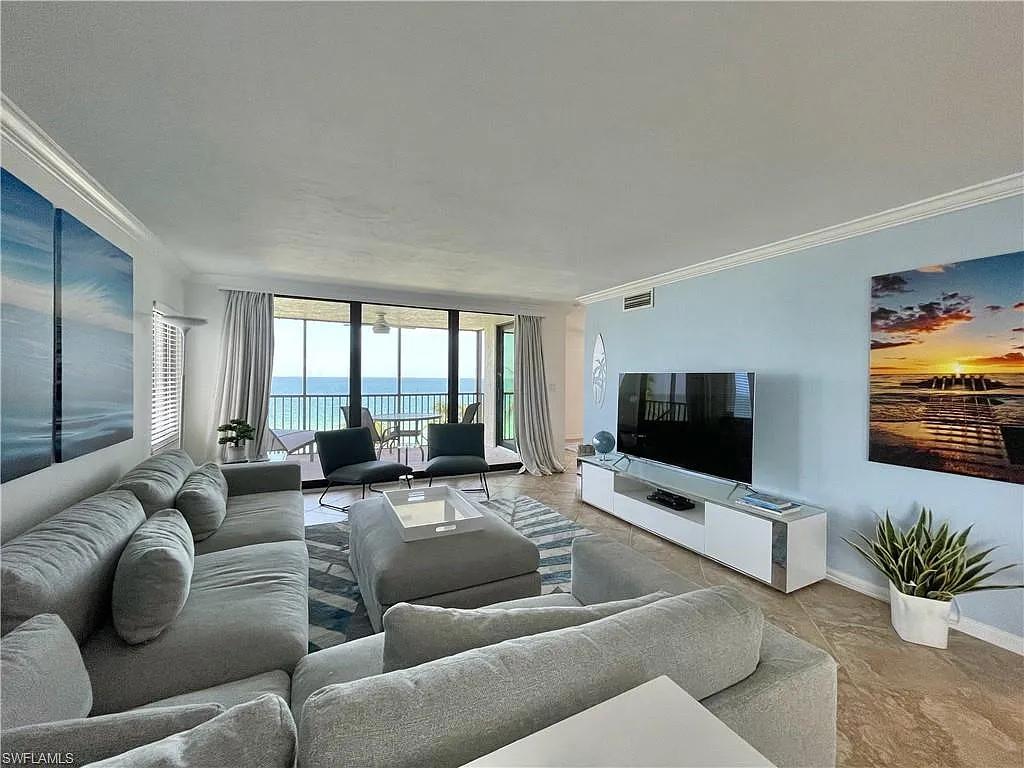 3 bed, 2.0 bath, 1594 sqft, $18,500 — Photo 2