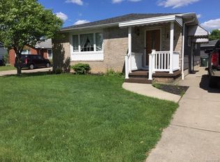 116 Patsy Ln, Depew, NY 14043