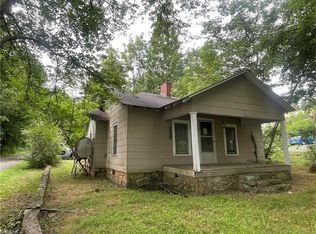 110 Center St, Jonesville, NC 28642