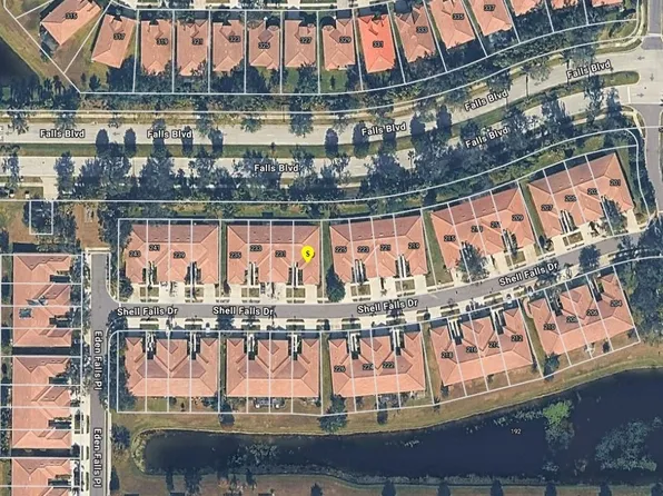 229 Shell Falls Dr, Apollo Beach, FL 33572