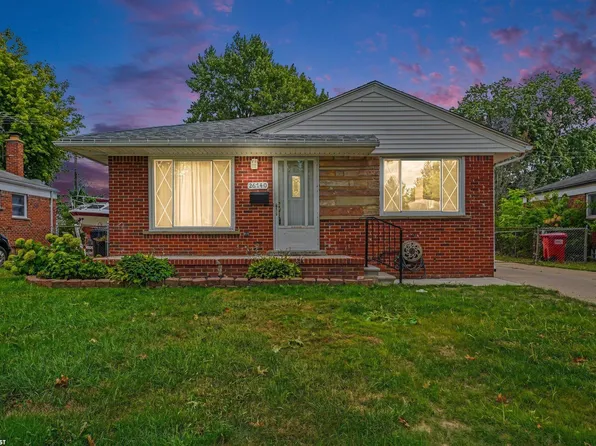 26740 Barbara St, Roseville, MI 48066
