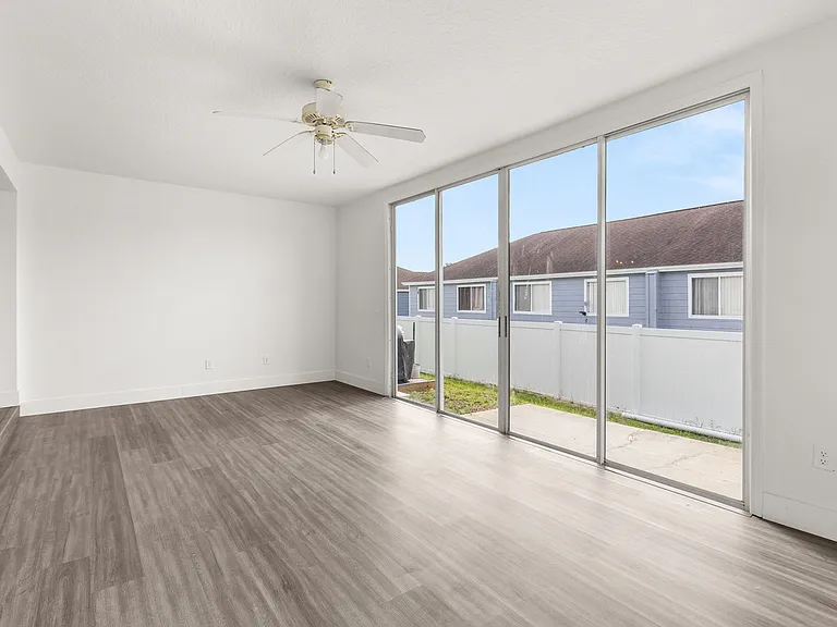 403 Orchid Dr — Photo 14