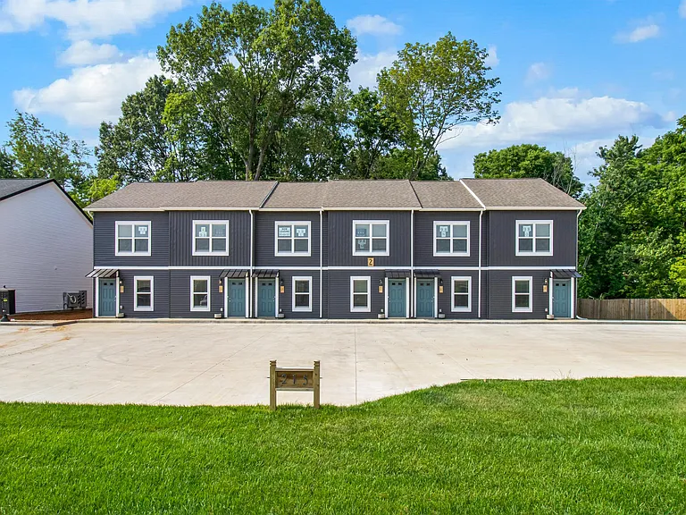 215 Notgrass Rd #2-L — Photo 12