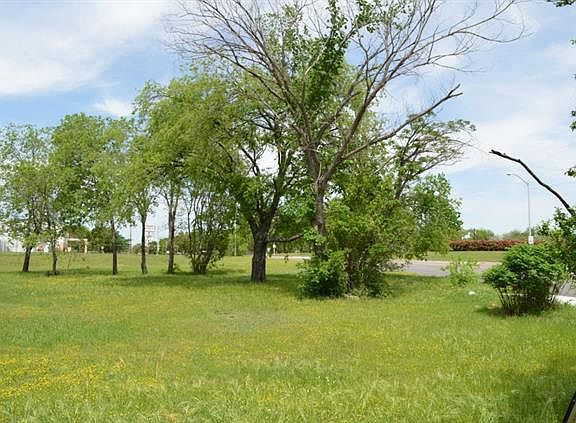 4th image of 4113 Mansfield Hwy