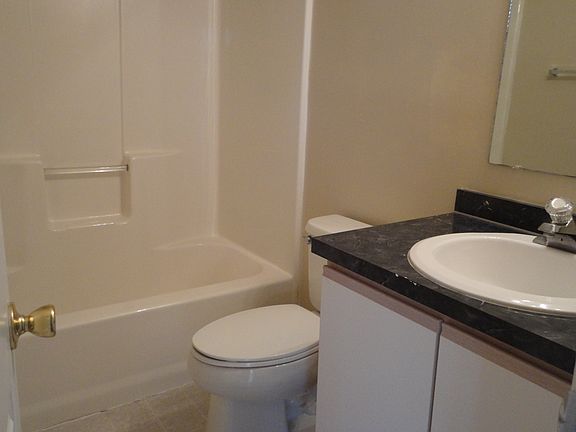 3rd image of 2402 W 7th St
