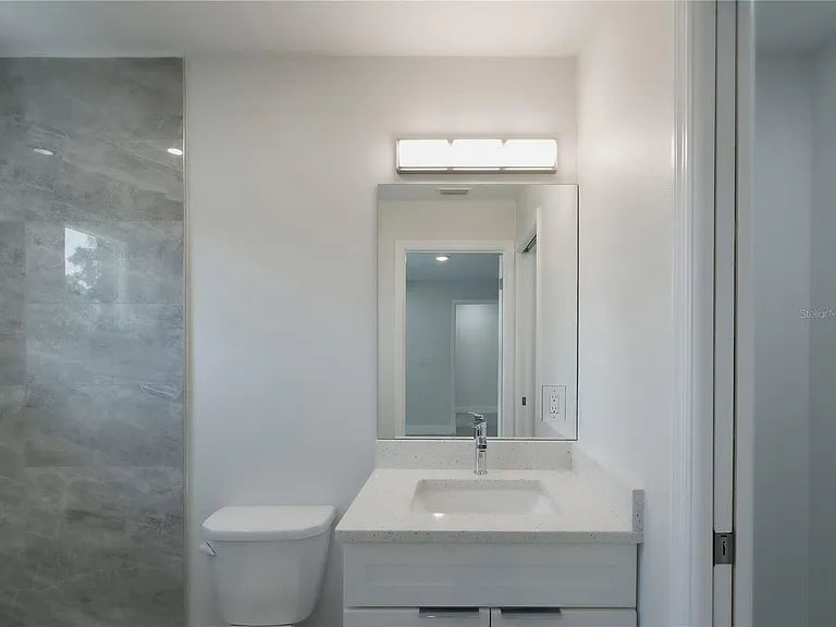 310 Hibiscus St #B — Photo 44