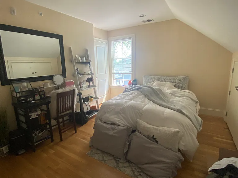 11 Sparhawk St #13 — Photo 11