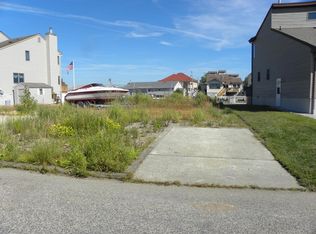 338 Maria Dr, Toms River, NJ 08753