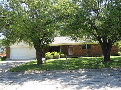 2nd image of 4620 Norvell Dr
