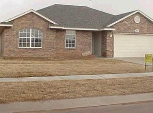 321 Madison, Moore, OK 73160